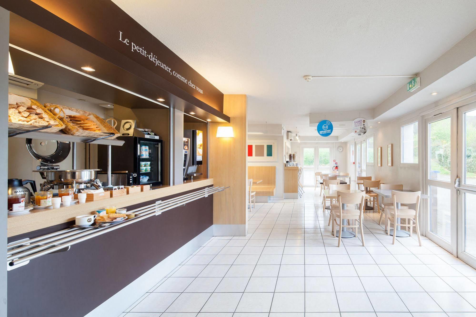 B&B Hotel Montlhery Linas Exteriör bild